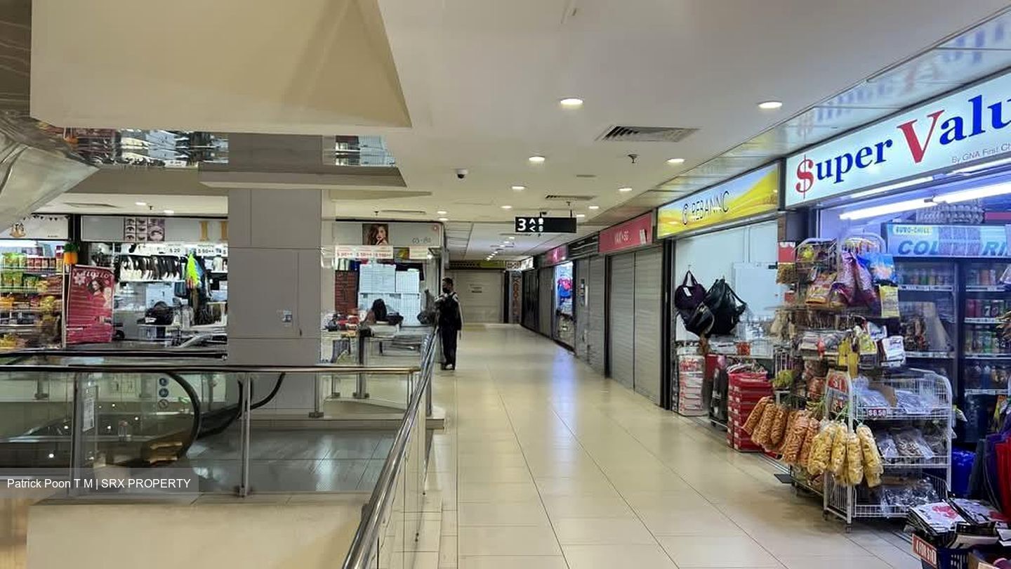 Lucky Plaza (D9), Shop House #545849771